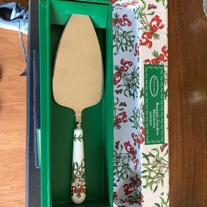Botanic garden cake slicer